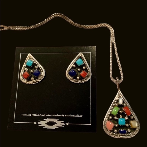 Hand Crafted Jewelry - Navajo Necklace/Earrings Set